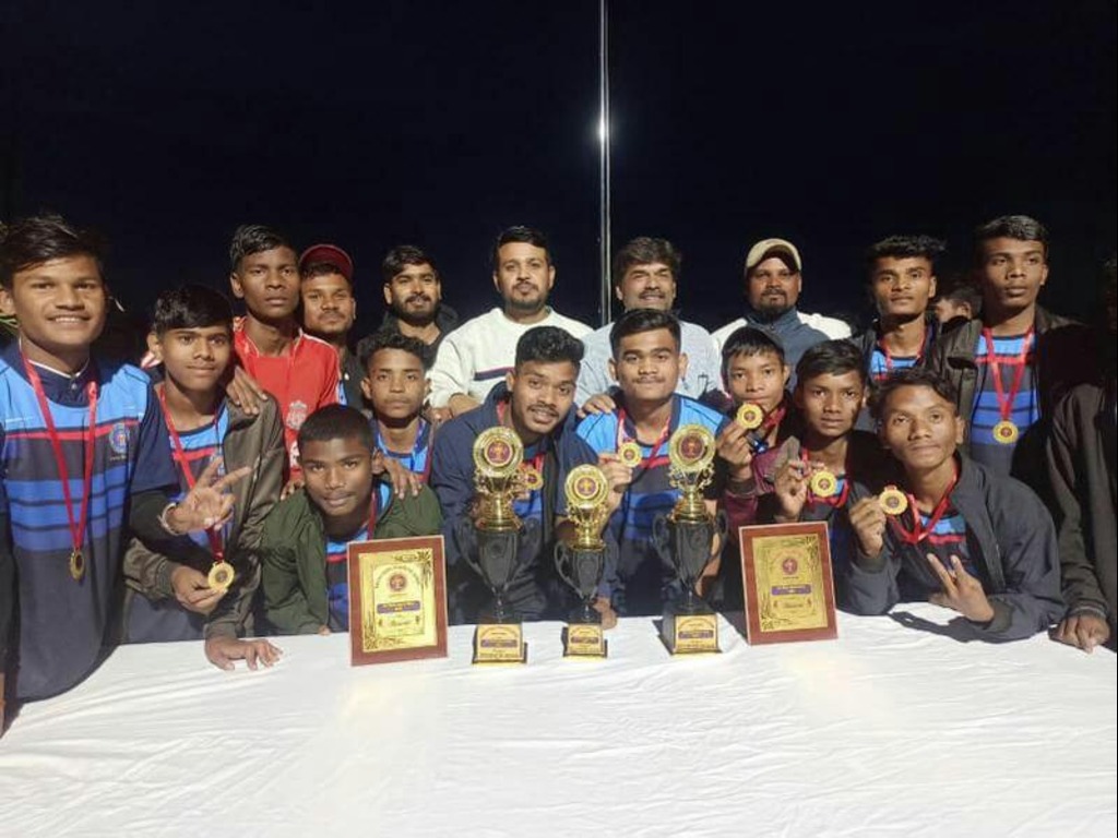 EMRS SHAHDOL FOOTBALL TEAM WON STATE LEVEL SPORTS TOURNAMENT 2023-24.